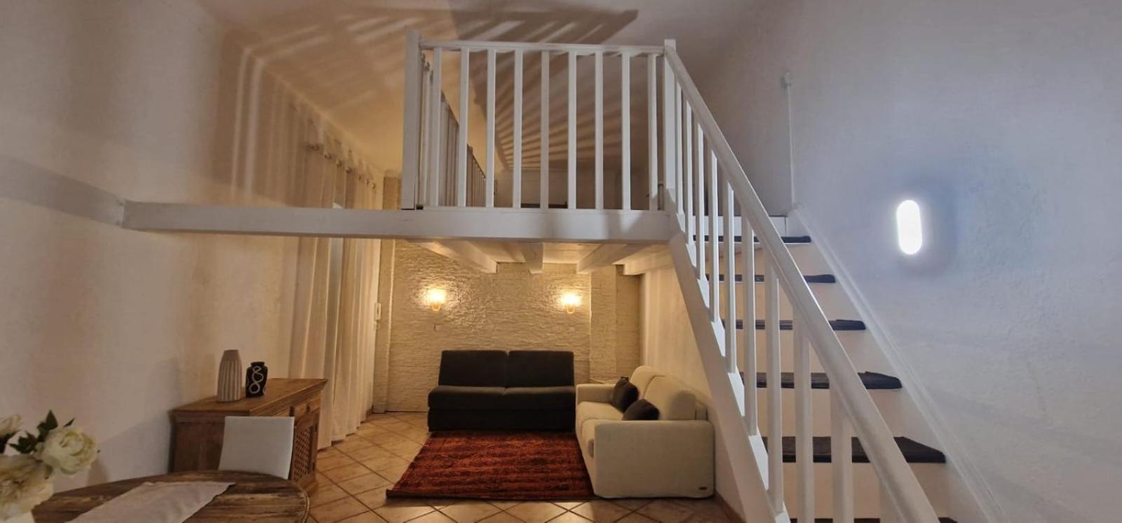 Sunset Atypical With Air Conditioning Holiday home Nice